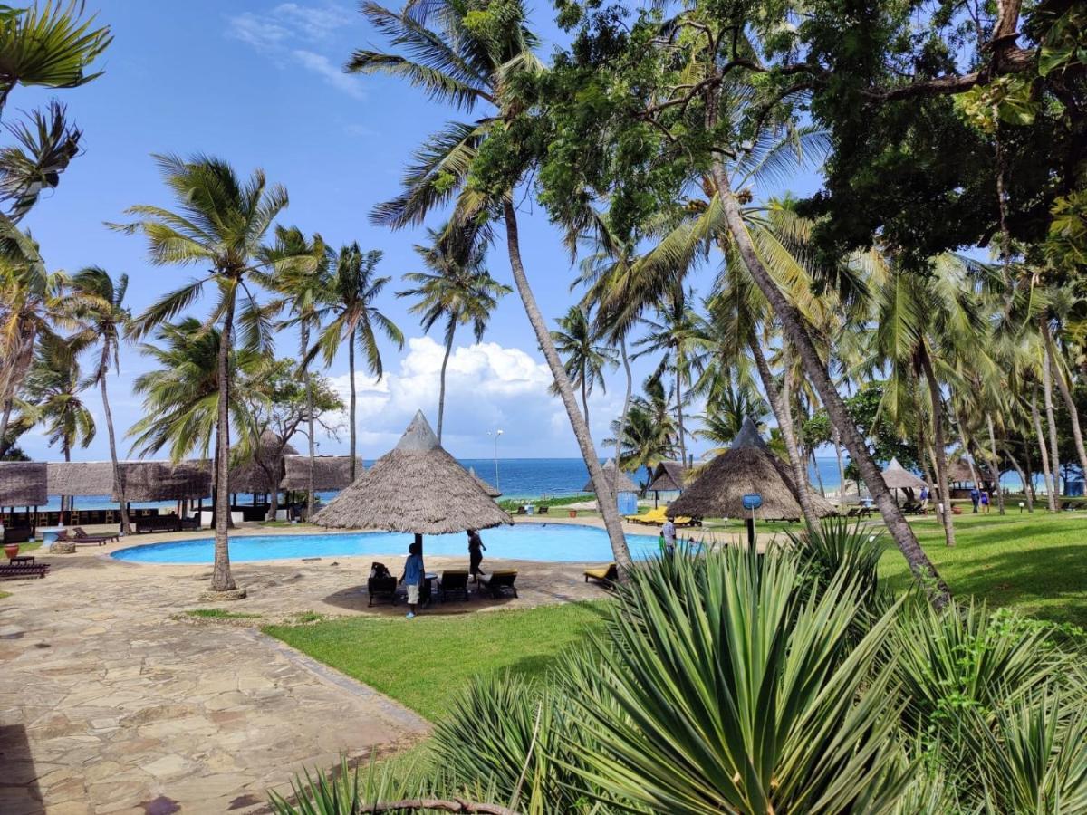 Cocoa Luxury Resort, Nyali, Mombasa Exterior foto